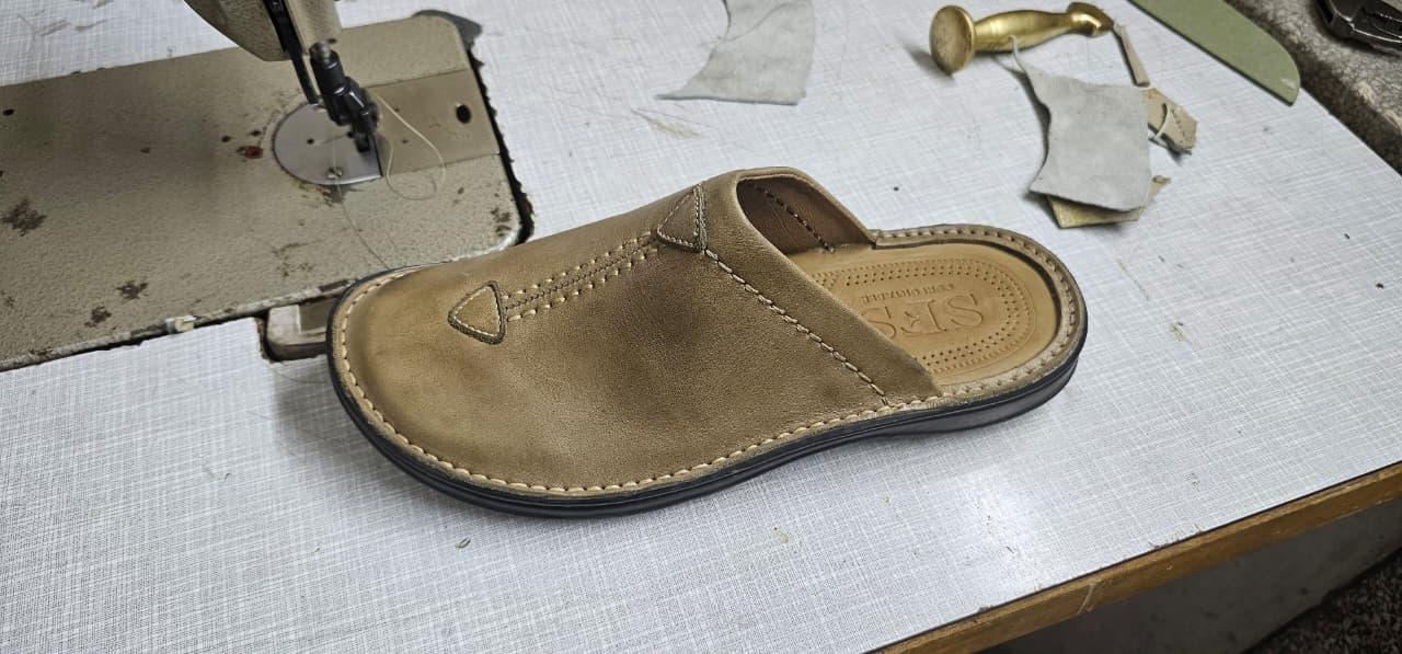 Mule en cuir Camel